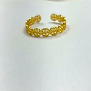 Tory Burch Gold Cuff Bracelett
